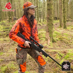 Abbigliamento da donna per la caccia e l'outdoor von AKAH SHOOTERKING Softshell Jacke Damen Mossy Blaze Orange Camo 81253003